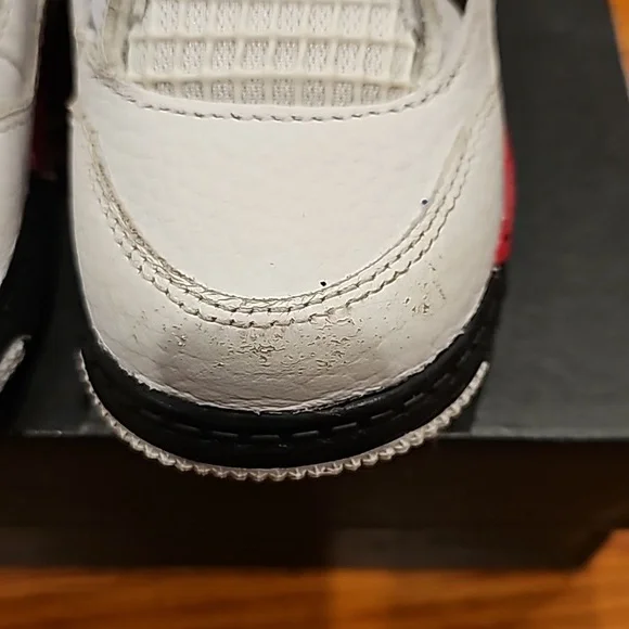 Jordan 4 Retro Red Cement - Picture 4 of 10
